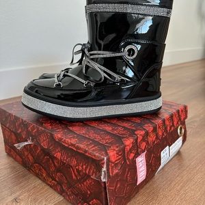 AZALEA WANG Akira Size 8 NEW!